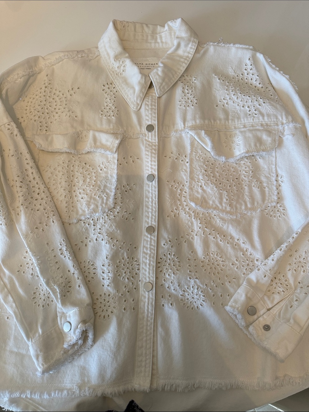 Zara White Eyelet Button-Front Shirt Jacket